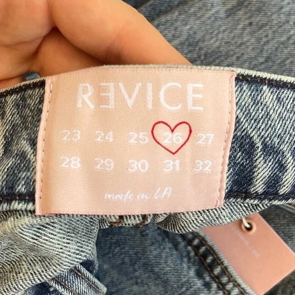 NWT REVICE Viper Jeans in Follow My Lead - Picture 6 of 8